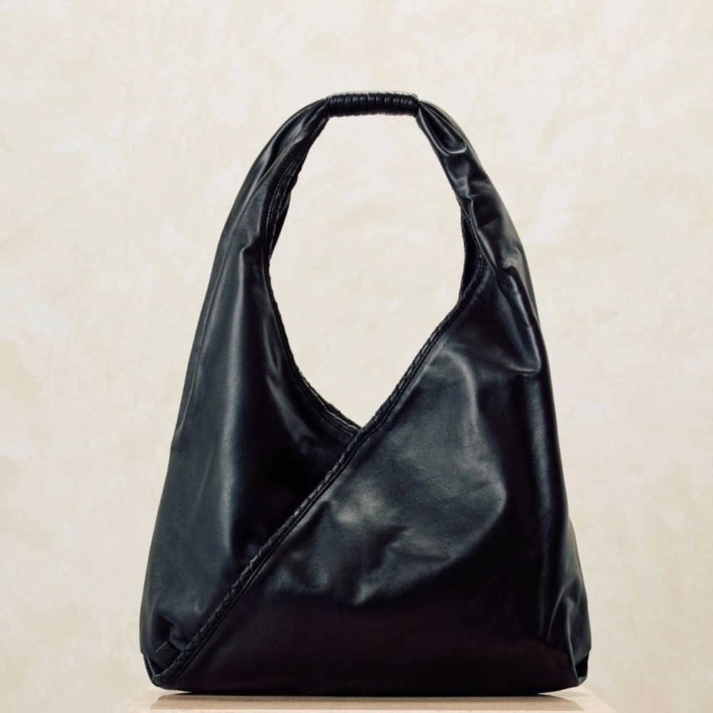 BRYANT HOBO BAG